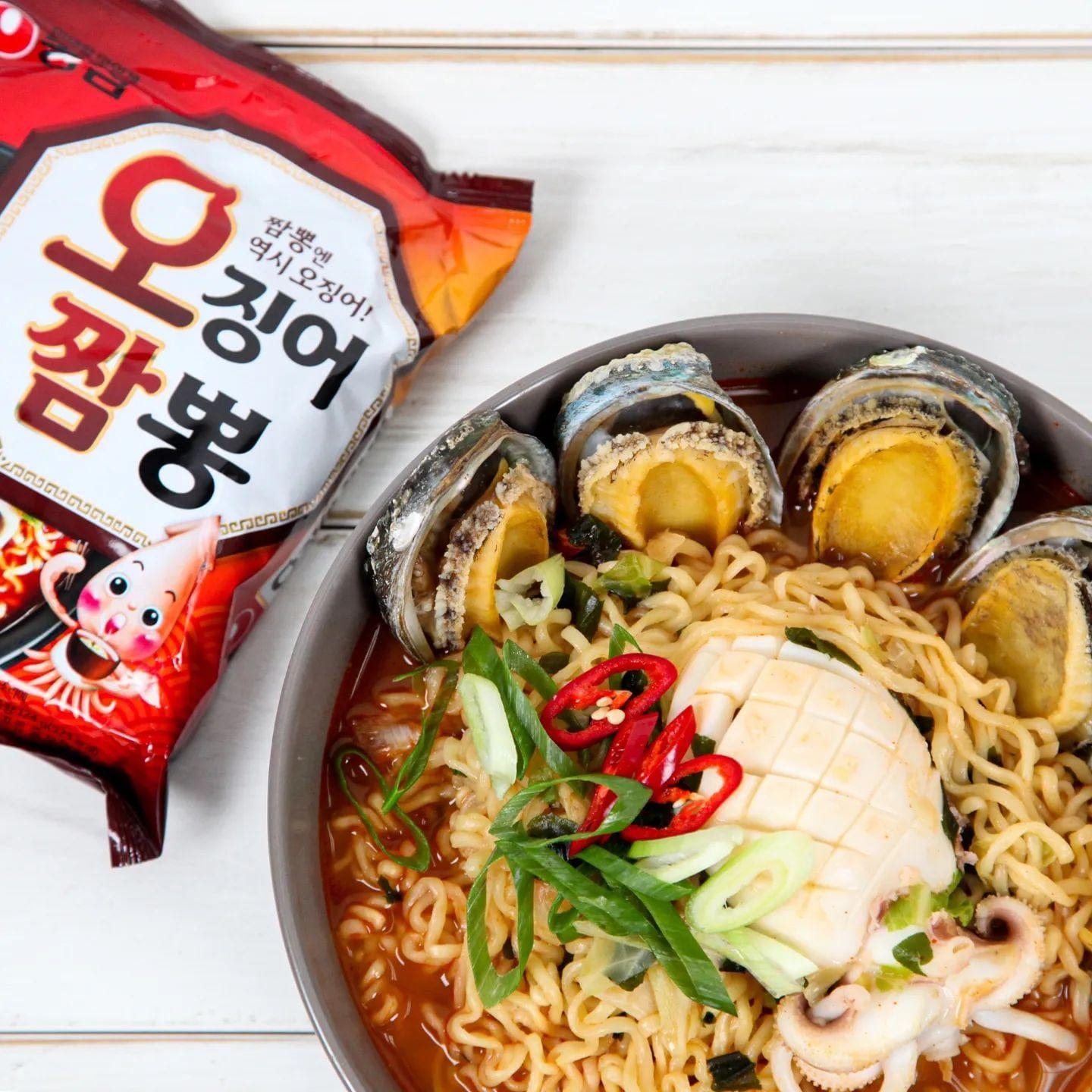 Nongshim Instant Noodle Nongshim Champong Ramyun 124g