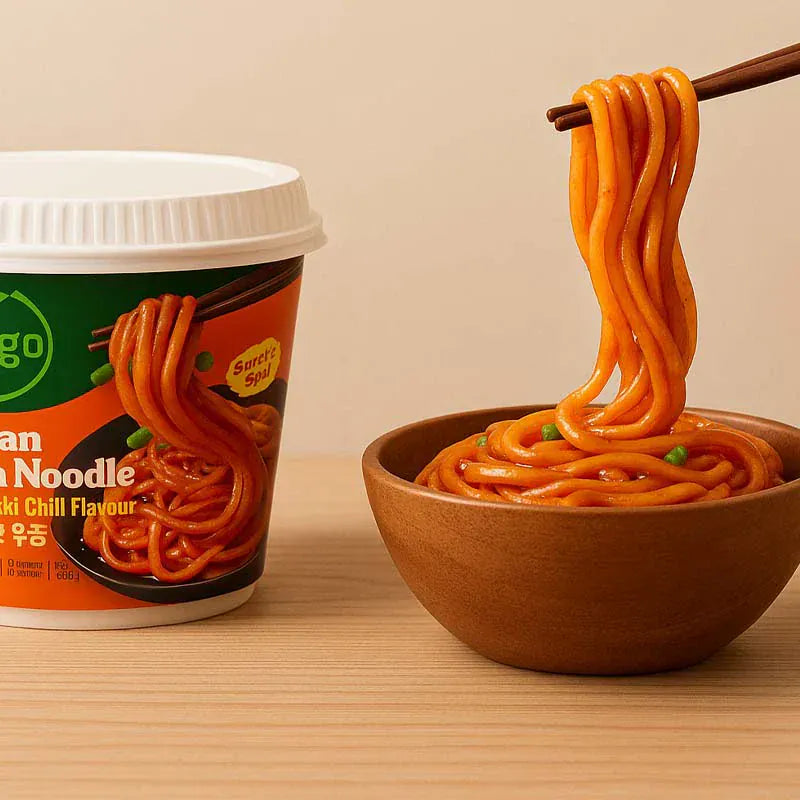 Nongshim Cup Noodle bibigo Korean style Udon Noodles -Tteokbokkii Chilli Flavour 187.2g